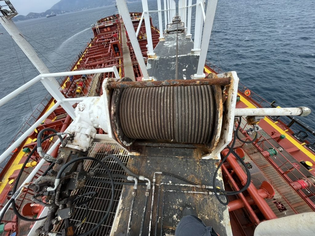 Hydraulic winch on the deck of a tanker